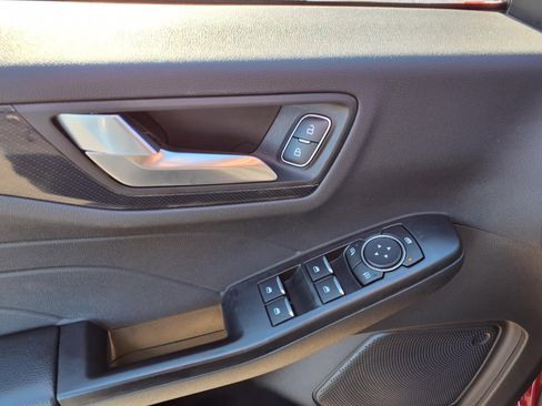 Used 2025 Ford Escape ST-Line Select image 13