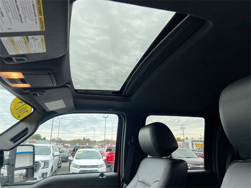 Used 2015 Ford F350 Lariat w/ Lariat Ultimate Package image 18