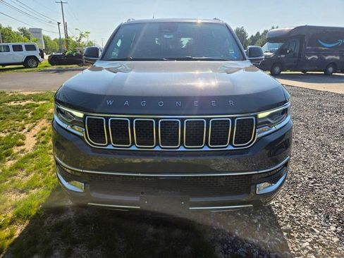 Used 2024 Jeep Wagoneer Series III AWD/4WD image 23