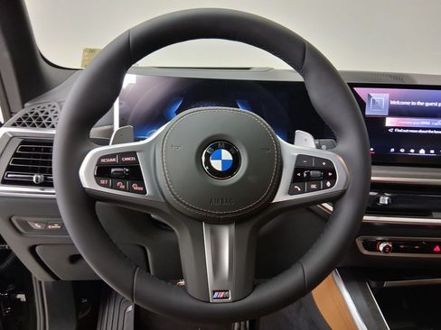 New 2026 BMW X5 sDrive40i w/ M Sport Package RWD image 9