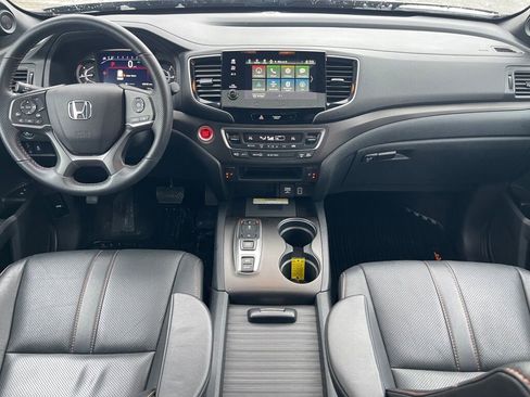 Certified 2023 Honda Passport TrailSport image 23