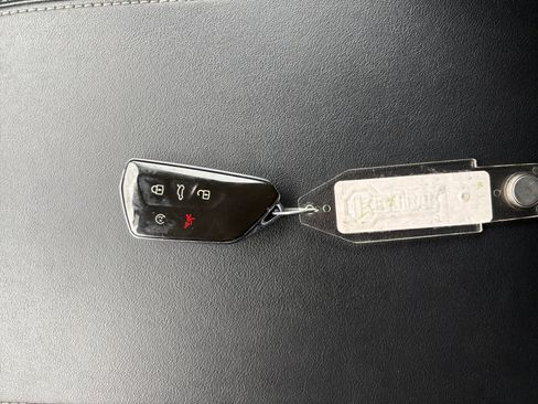 Certified 2024 Volkswagen Atlas SE FWD image 29