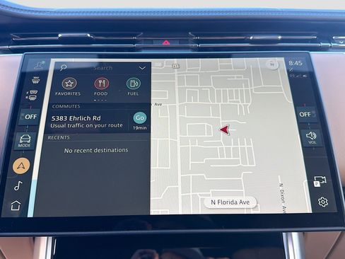 Used 2025 Land Rover Range Rover Autobiography image 32