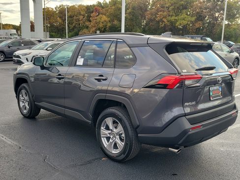 Used 2025 Toyota RAV4 XLE image 4