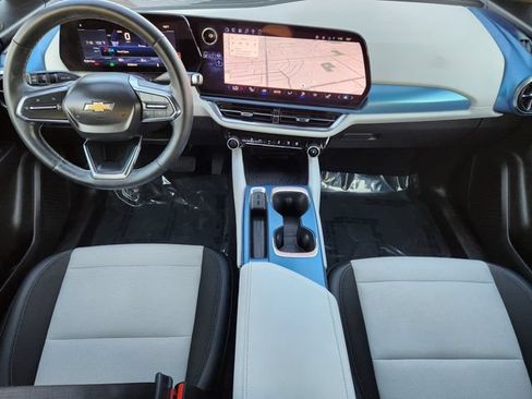 Certified 2024 Chevrolet Equinox EV LT FWD image 28