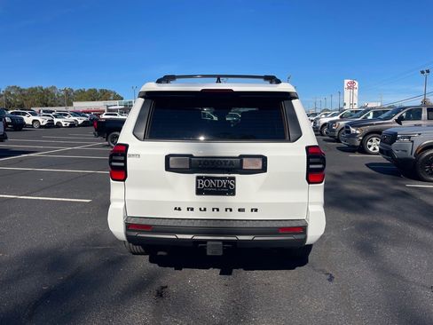 Used 2025 Toyota 4Runner SR5 image 15