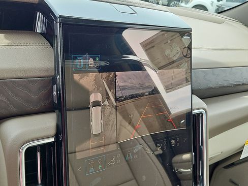 New 2026 GMC Yukon XL Denali w/ Denali Reserve Package AWD/4WD image 18