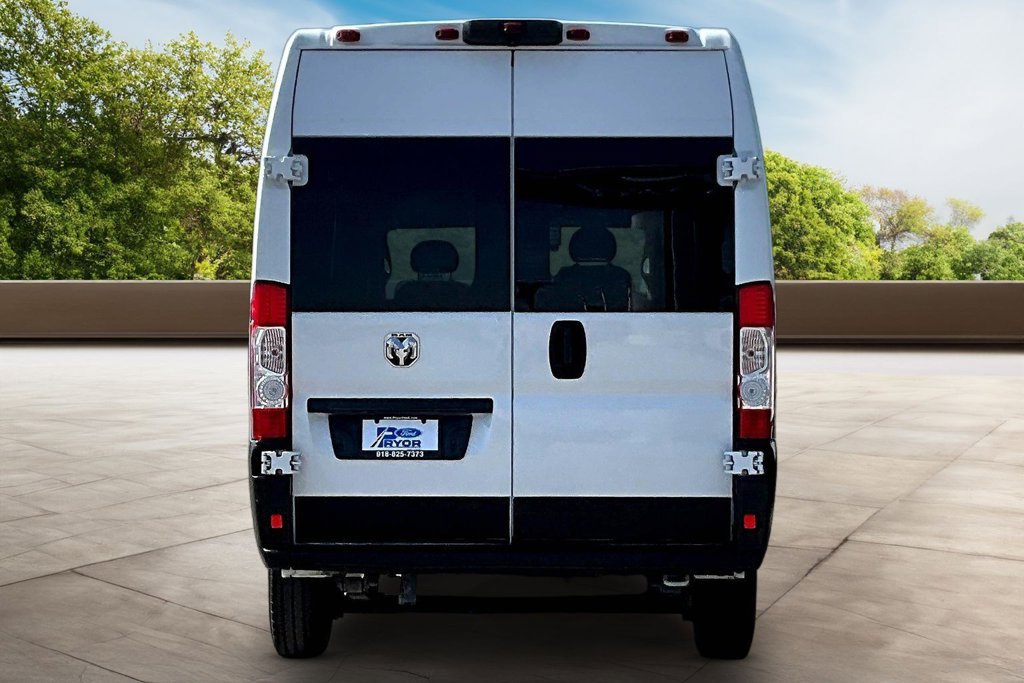 Used 2023 RAM ProMaster 2500 FWD image 4