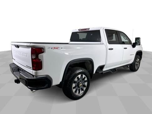 Used 2023 Chevrolet Silverado 2500 Custom w/ Custom Value Package AWD/4WD image 8