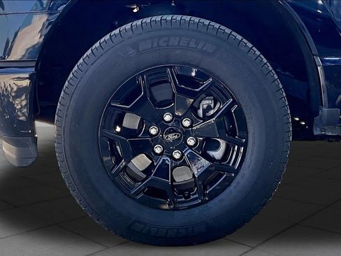 Certified 2025 Ford F150 Lightning XLT AWD/4WD image 10