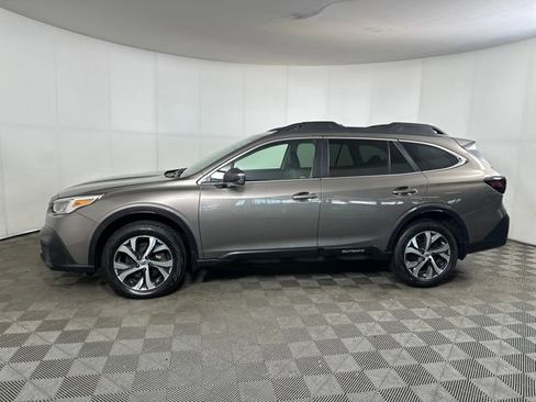 Used 2022 Subaru Outback Limited XT image 6