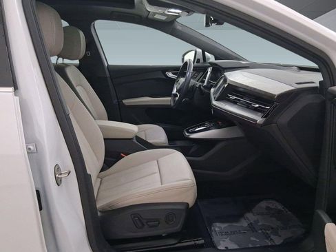 Certified 2023 Audi Q4 e-tron Prestige image 33