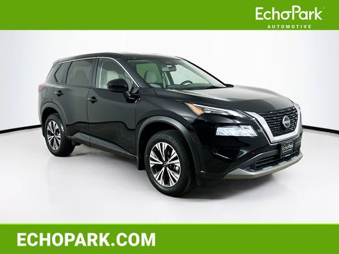 Used 2023 Nissan Rogue SV image 1
