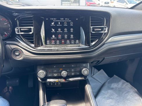 Used 2023 Dodge Durango SXT RWD image 22