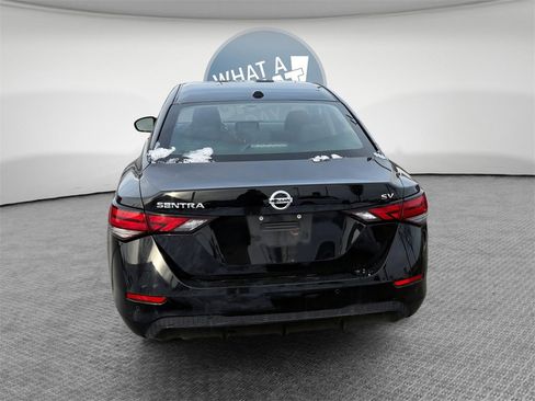 Used 2023 Nissan Sentra SV image 5