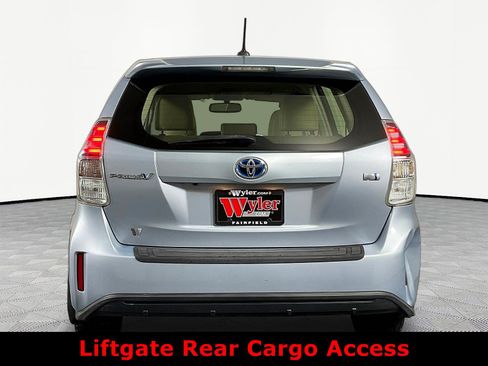 Used 2016 Toyota Prius V Four FWD image 5