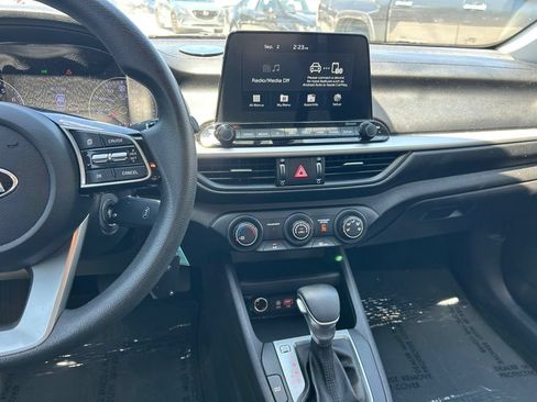 Used 2021 Kia Forte LXS FWD image 16