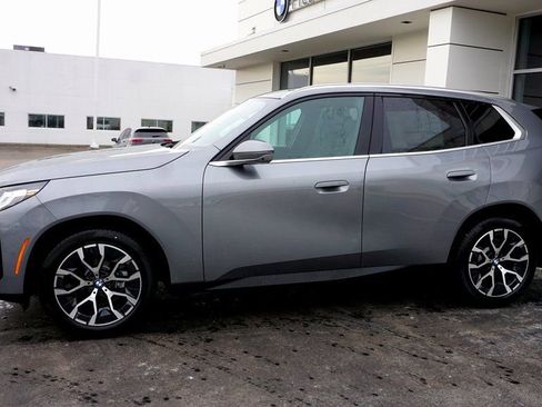 New 2026 BMW X3 xDrive30 w/ Premium Package AWD/4WD image 2