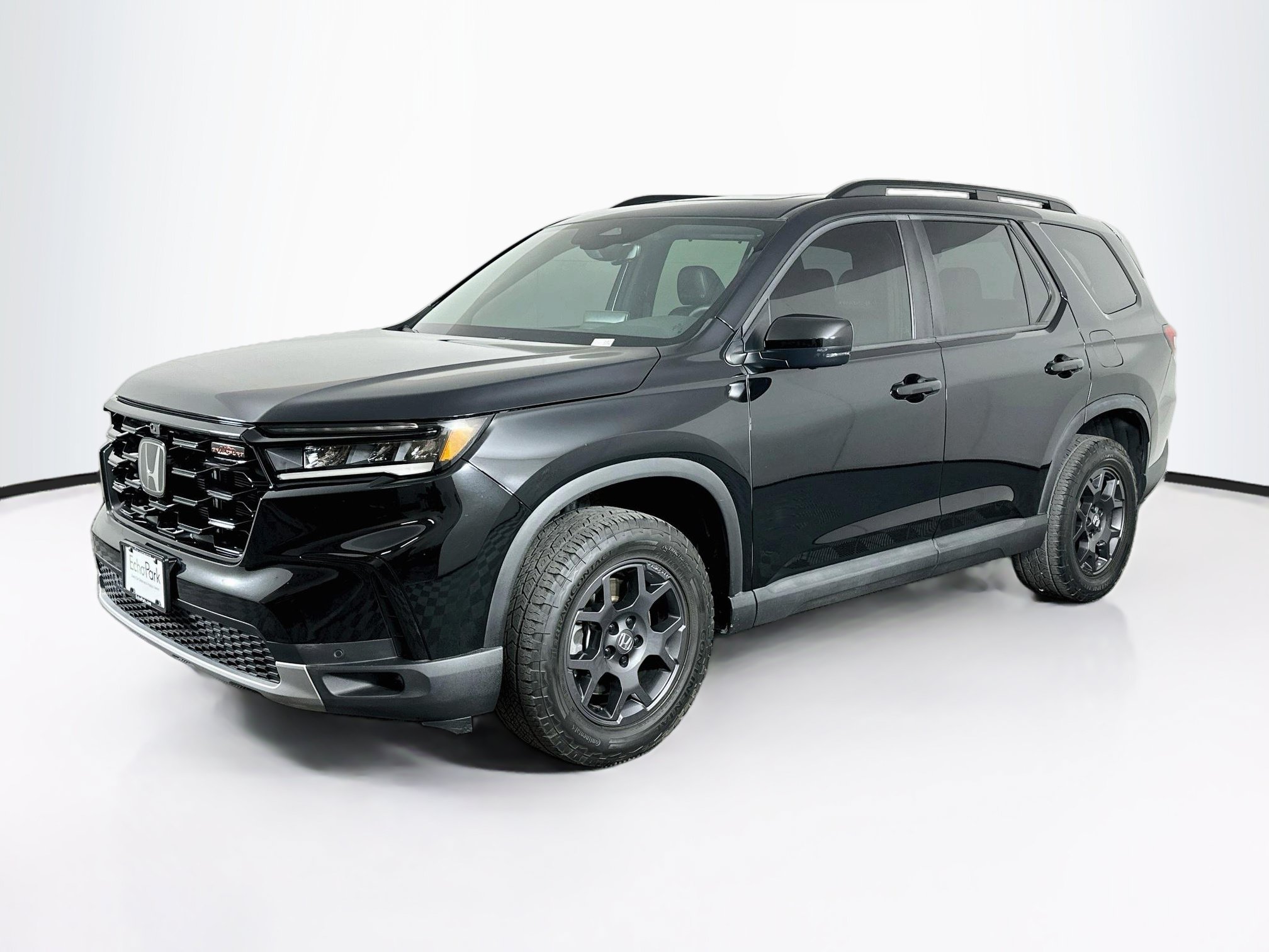 Used 2023 Honda Pilot TrailSport image 3