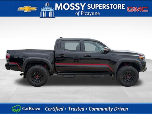 Used 2023 Toyota Tacoma TRD Pro AWD/4WD image 8