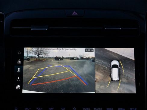 Used 2023 Hyundai Tucson Limited image 19