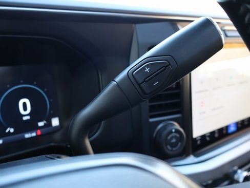 New 2026 Ford F350 Platinum w/ FX4 Off-Road Package image 32