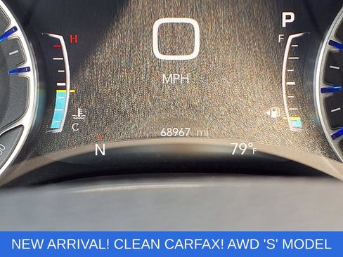 Used 2020 Chrysler Pacifica Touring-L w/ Advanced Safetytec Group AWD/4WD image 19