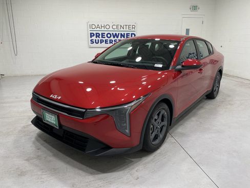 Used 2025 Kia K4 FWD image 4