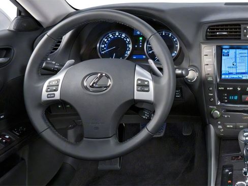 Used 2010 Lexus IS 250 RWD image 4