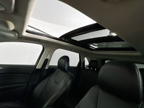 Used 2017 Ford Edge Titanium w/ Equipment Group 301A image 21