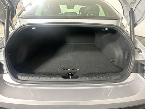 Used 2024 Hyundai Ioniq 6 SE RWD image 27