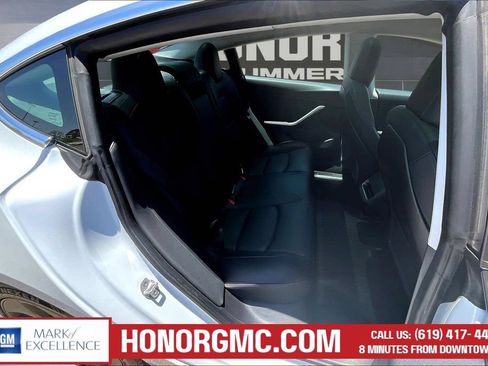 Used 2020 Tesla Model 3 Long Range AWD/4WD image 23