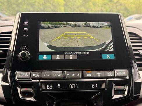 Used 2023 Honda Odyssey Sport image 14