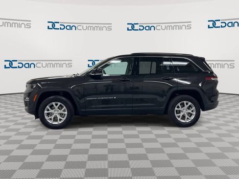 Used 2024 Jeep Grand Cherokee Limited w/ Luxury Tech Group II AWD/4WD image 5