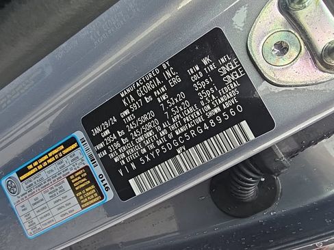 Used 2024 Kia Telluride SX w/ Towing Package AWD/4WD image 13