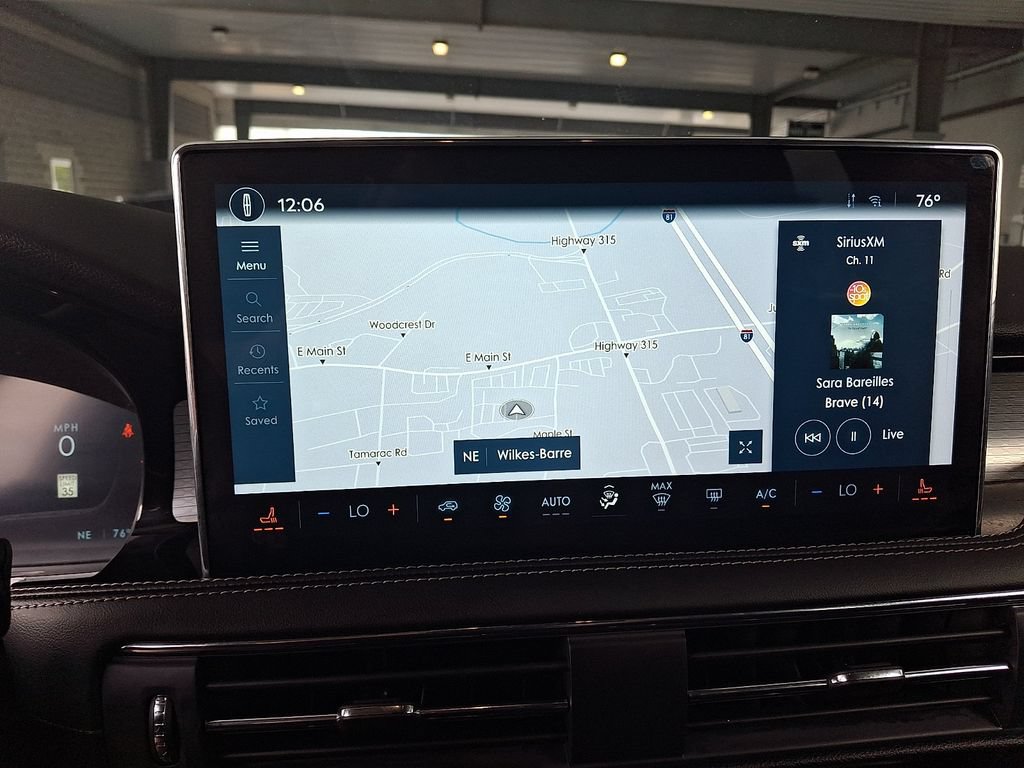 Certified 2024 Lincoln Corsair AWD image 16