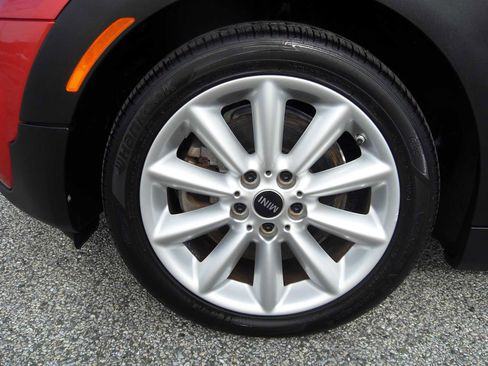 Used 2022 MINI Cooper Clubman S image 18