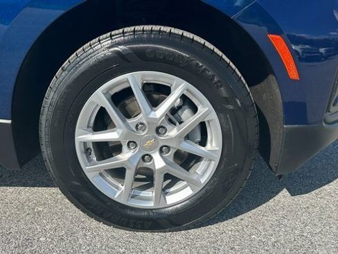 Certified 2022 Chevrolet Equinox LS w/ LS Convenience Package image 10