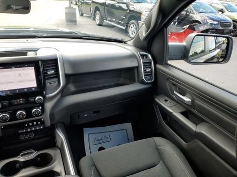 Used 2026 RAM 1500 Express AWD/4WD image 15