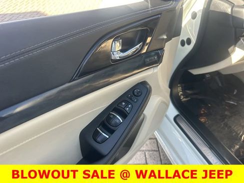 Used 2020 Nissan Maxima Platinum w/ Sport Mat Group FWD image 18