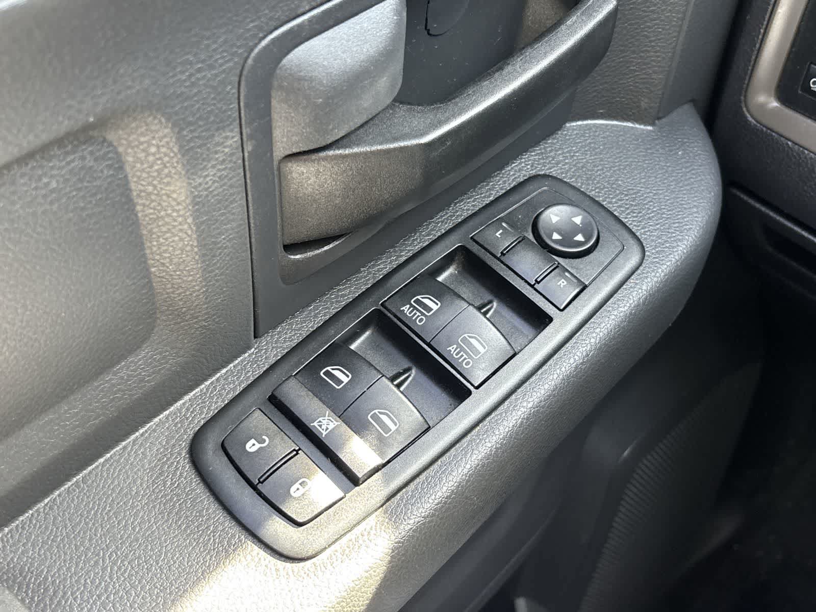 Used 2012 RAM 1500 ST w/ Remote Start & Security Group AWD/4WD image 13
