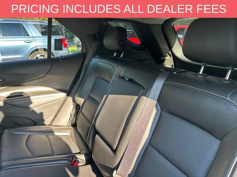 Used 2018 Chevrolet Equinox Premier FWD image 16