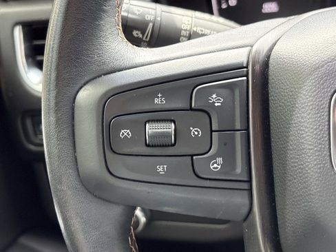 Used 2021 GMC Yukon AT4 w/ Rear Media and Nav Package AWD/4WD image 19