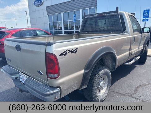 Used 2001 Ford F250 XLT AWD/4WD image 2