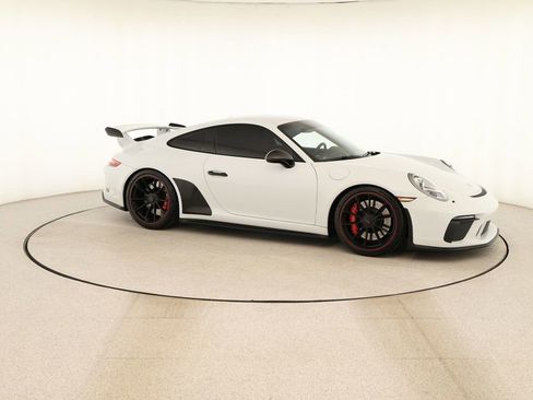Used 2018 Porsche 911 GT3 RWD image 8