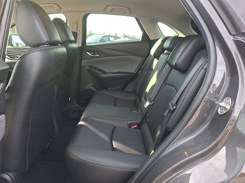 Used 2019 MAZDA CX-3 Touring w/ Touring I-ACTIVSENSE Package image 11