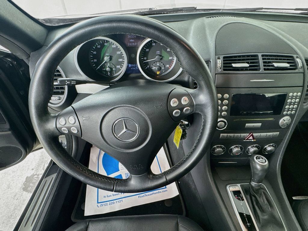 Used 2007 Mercedes-Benz SLK 350 image 12