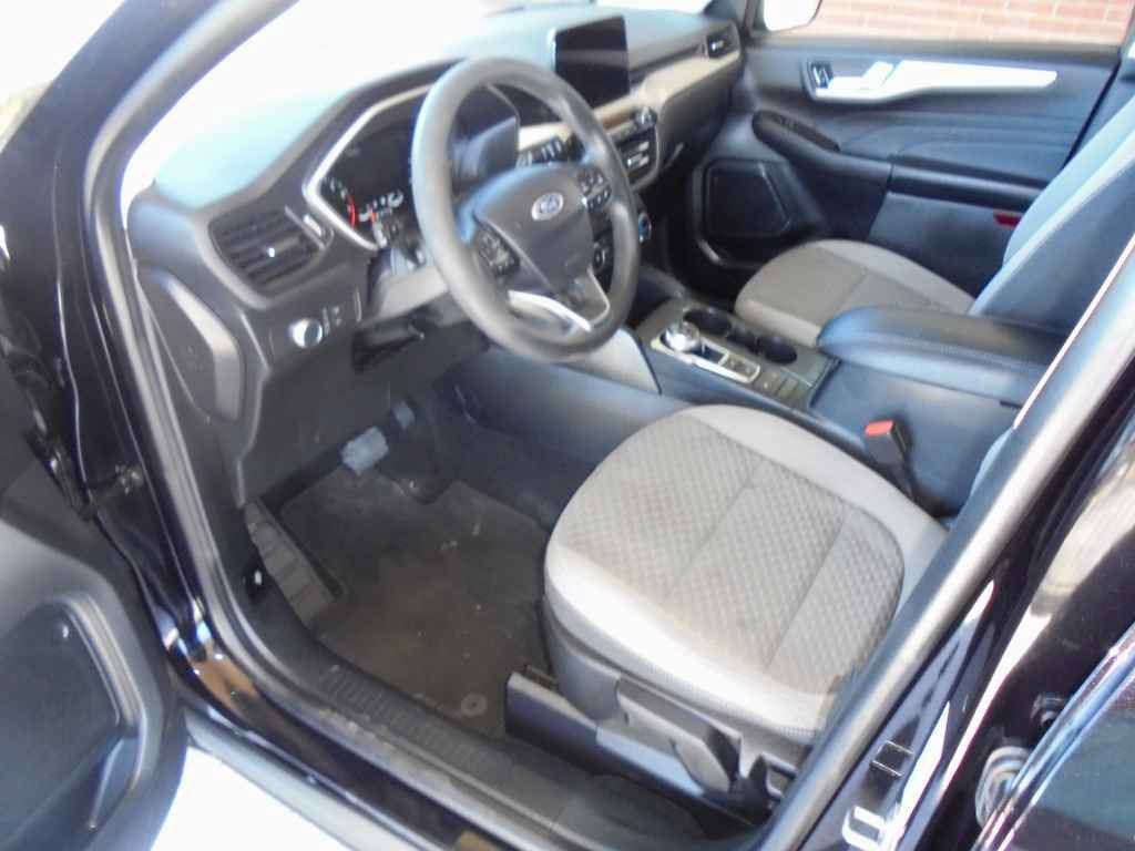 Used 2021 Ford Escape SE FWD image 7