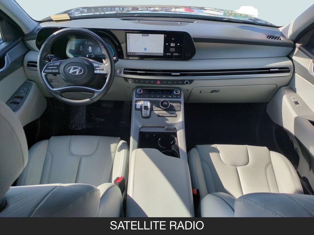 Used 2025 Hyundai Palisade SEL FWD image 13
