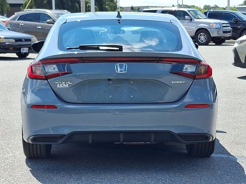Used 2023 Honda Civic Sport image 5